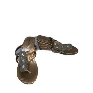 Montgomery Bay Club Woman Wedge Thong Slip On Sandals Plaited Size 10 NWOT